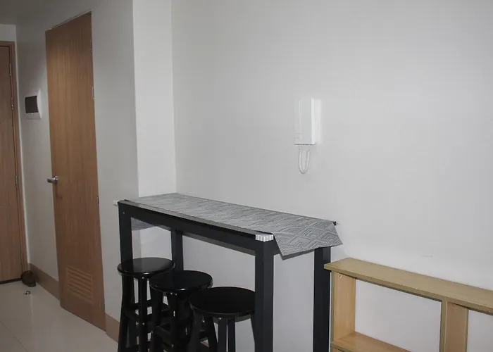 42 Luxury Pool-view 1br At Shore3 * Manila